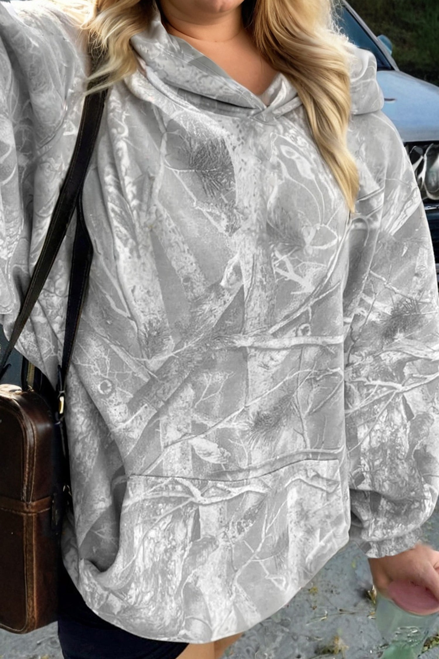 Gray plus size camouflage woodland print oversized sporty hoodie with roomy pocket