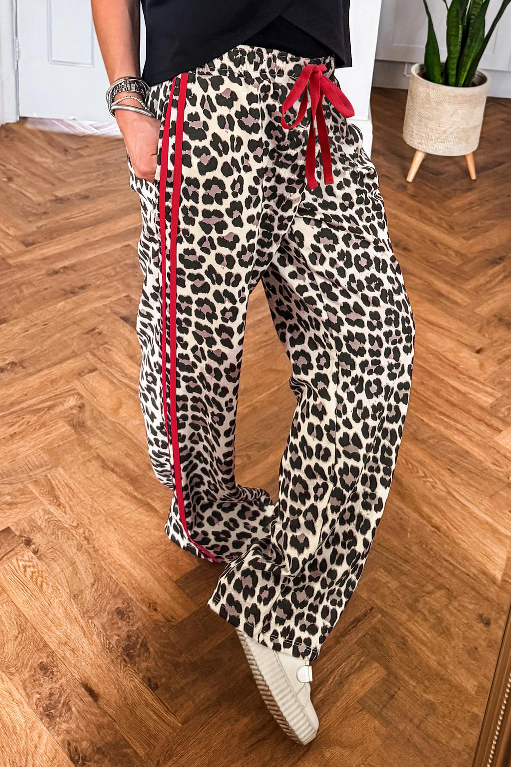 Rose leopard tie waist pants, view 4