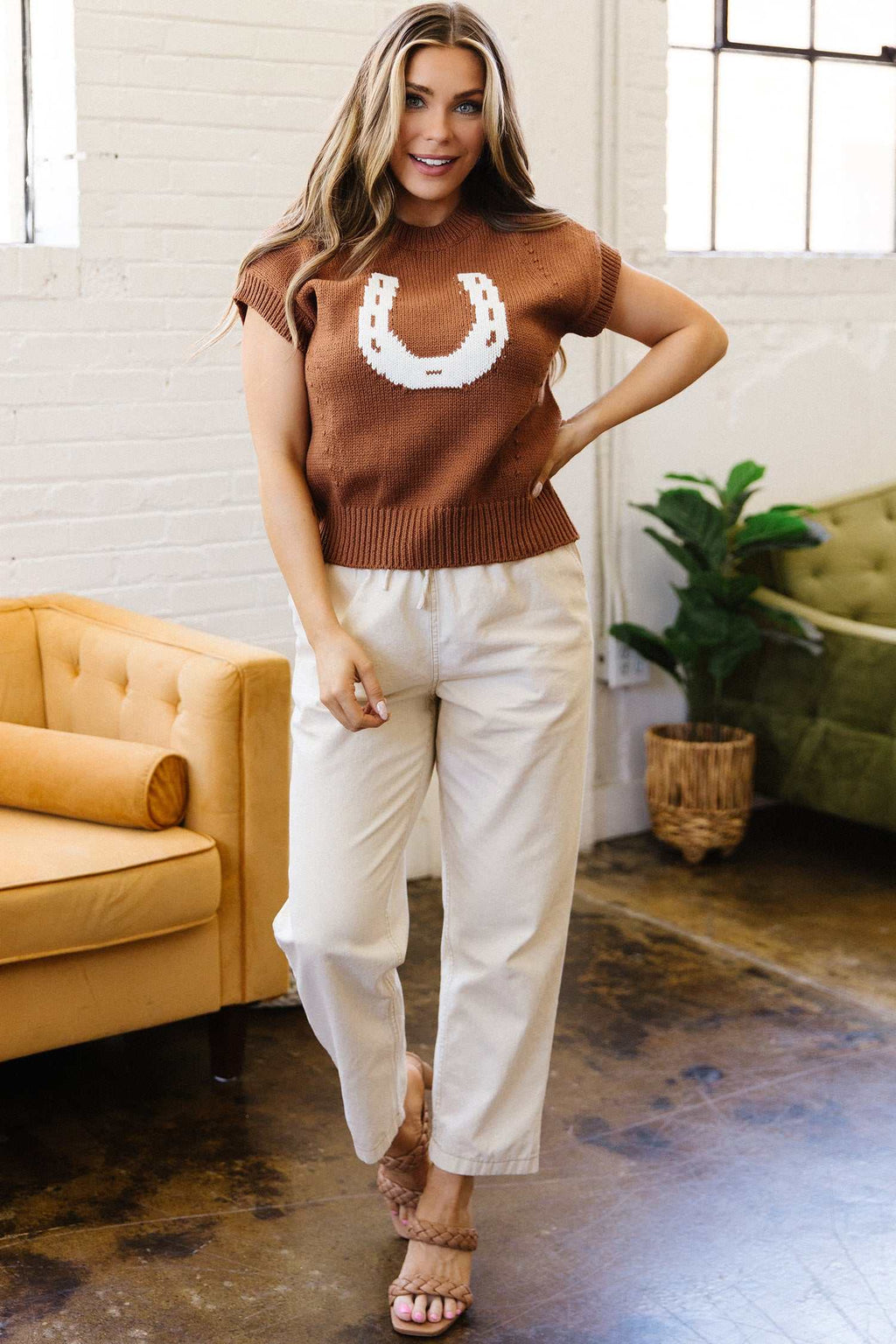 Chestnut horseshoe knit sweater, view 5