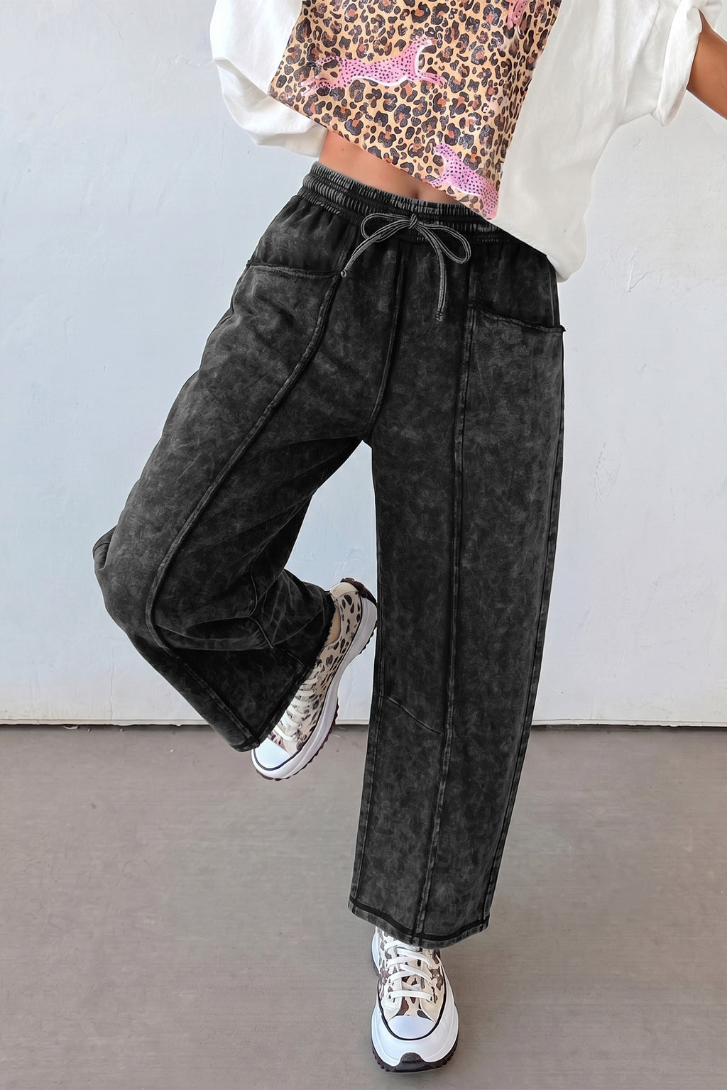 Black barrel pants, view 3