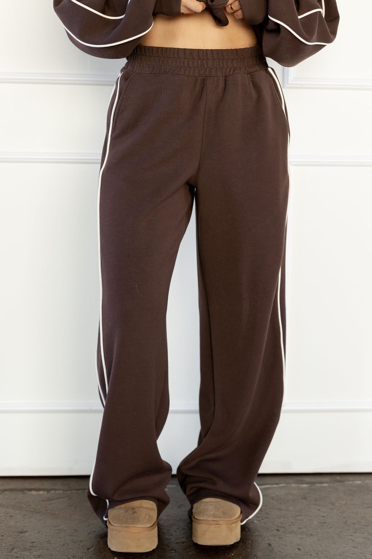 Coffee Sporty Piping Trim Mock Neck Pullover Relaxed 2pcs Pant Set Dear-Lover Dropshipping