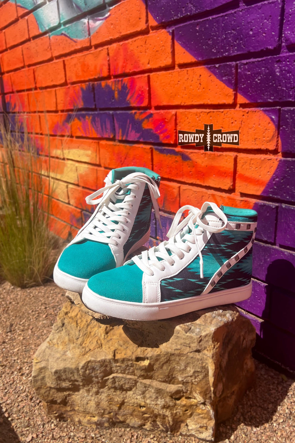 Heartland Hightops Rowdy Crowd Clothing