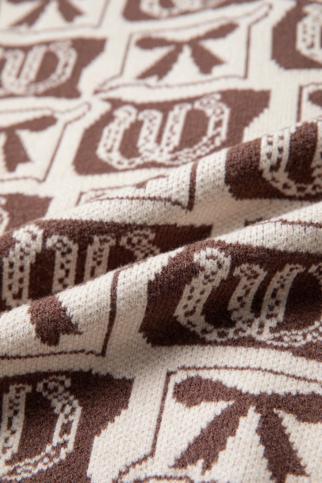 Brown Western Horseshoe Bow Pattern Button Front Sleeveless Knit Sweater