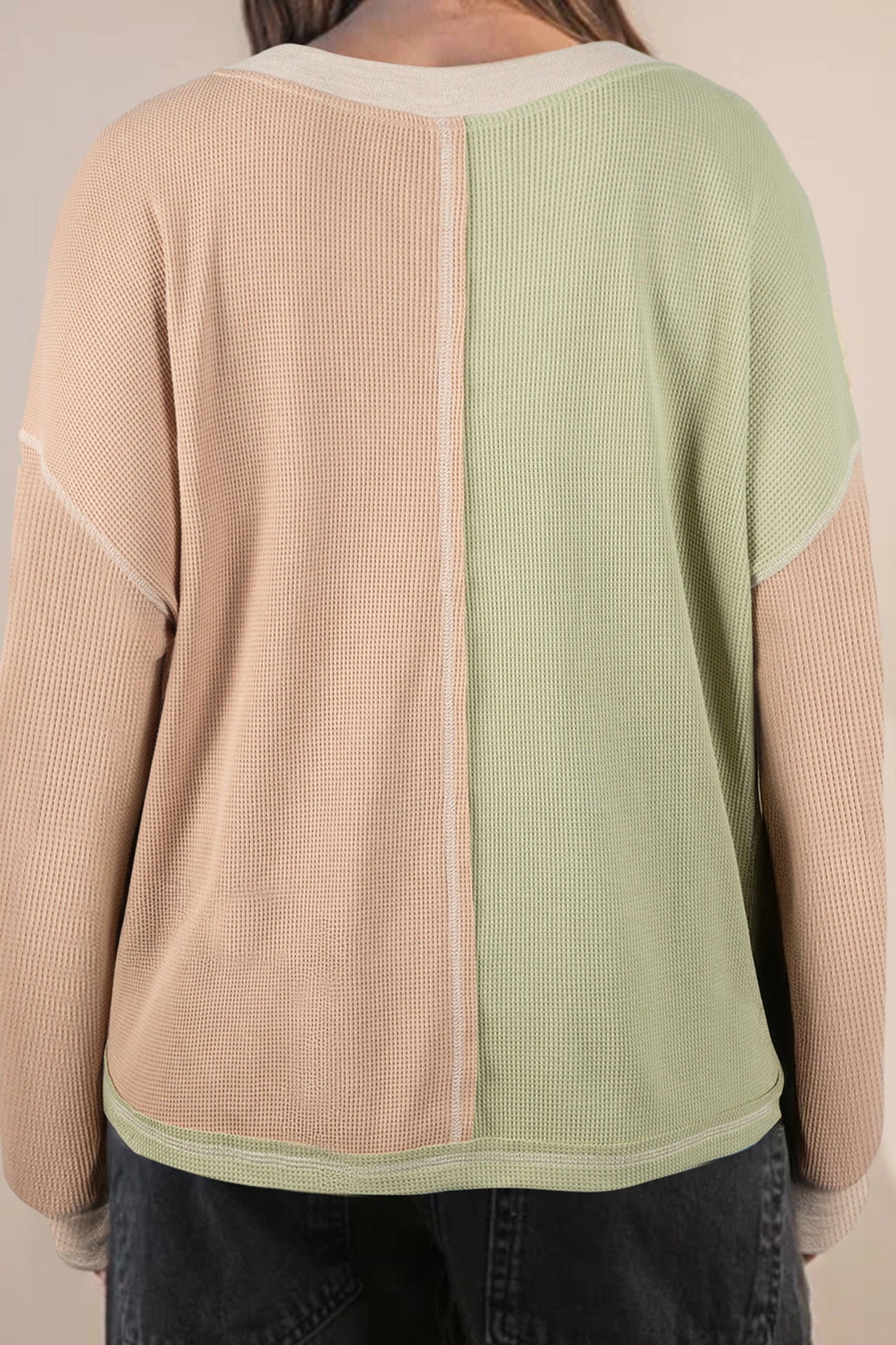 Green plus size colorblock V-neck long sleeve top with mixed waffle knit texture