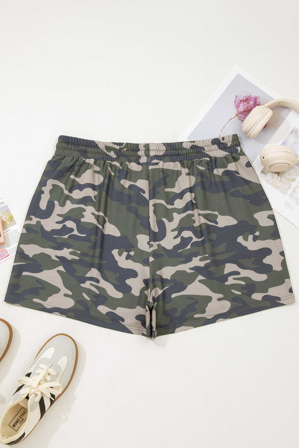 Green camo plus size shorts, view 3