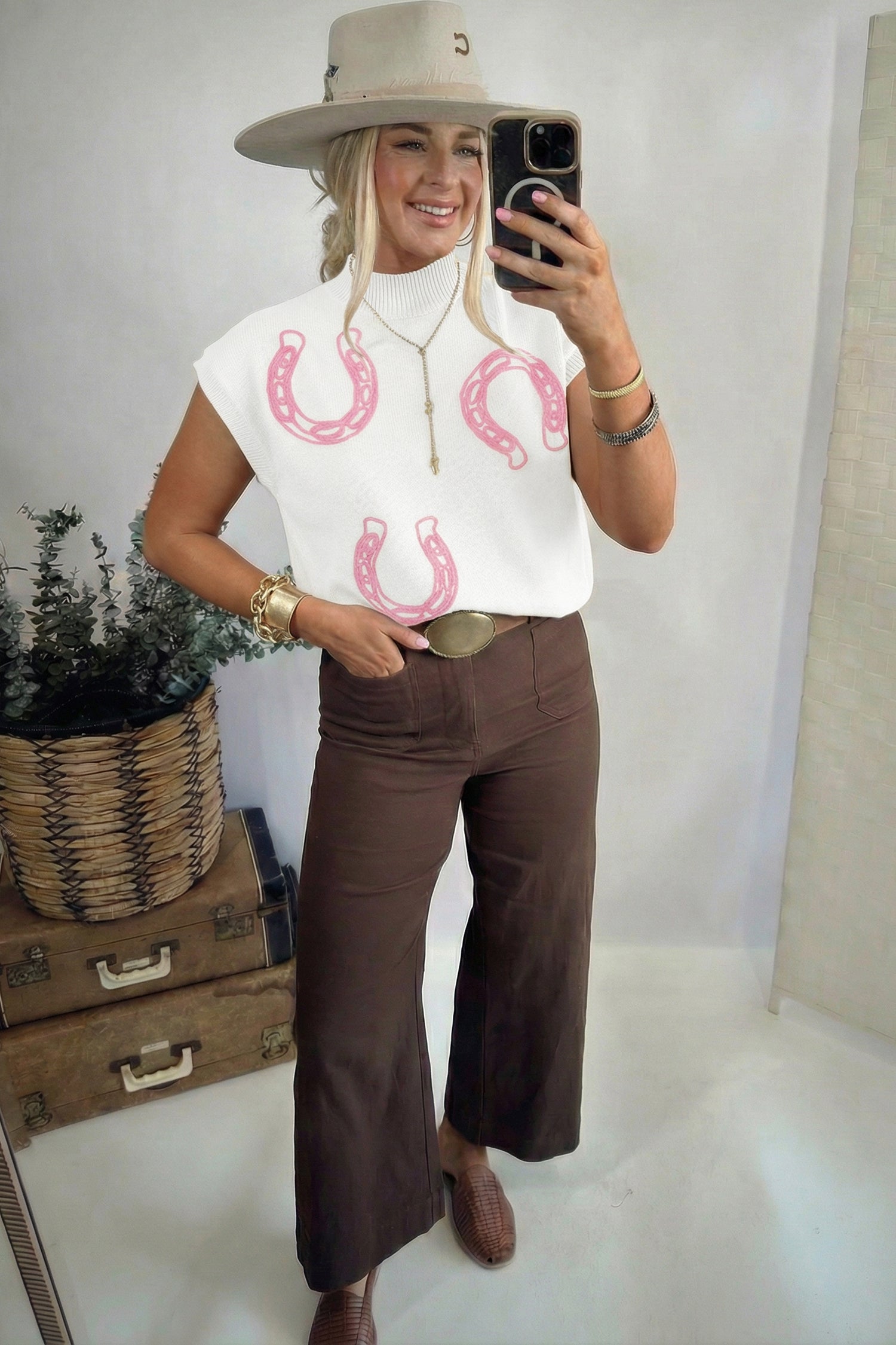 White Corded Horseshoes Ribbed Trim Mock Neck Short Sleeve Sweater